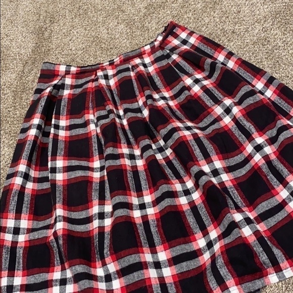𝅺red Plaid Flannel Checker Skirt - Picture 4 of 9